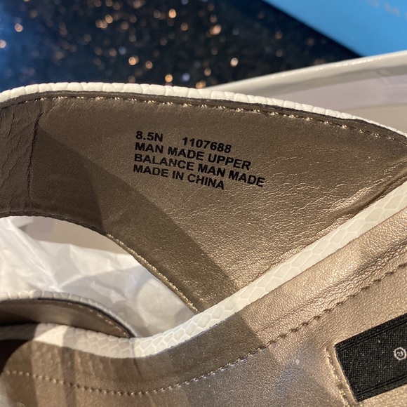 Array key west white Velcro sandal 8.5 N - Picture 4 of 4